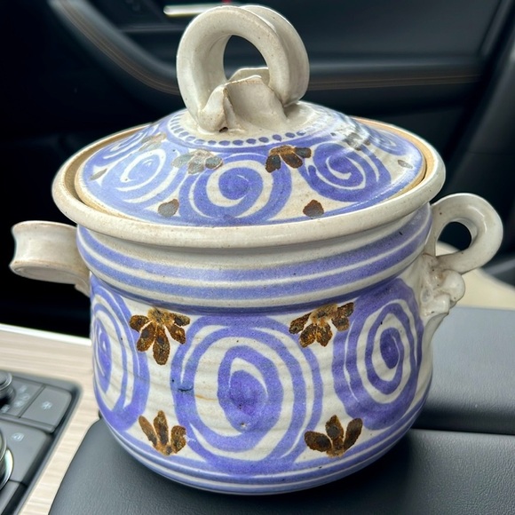 Vintage Art Studio Pottery Signed Glazed Bowl Dish w/Lid Twisted Handles Signed - Picture 2 of 12